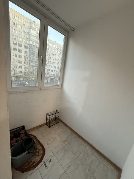 Mihai Bravu, Baba Novac, garsoniera,