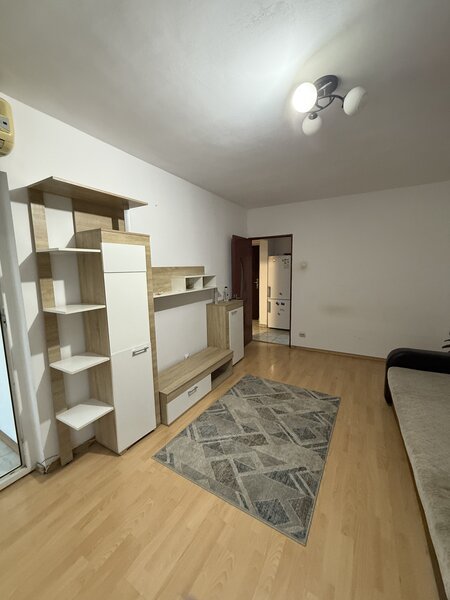 Mihai Bravu, Baba Novac, garsoniera,